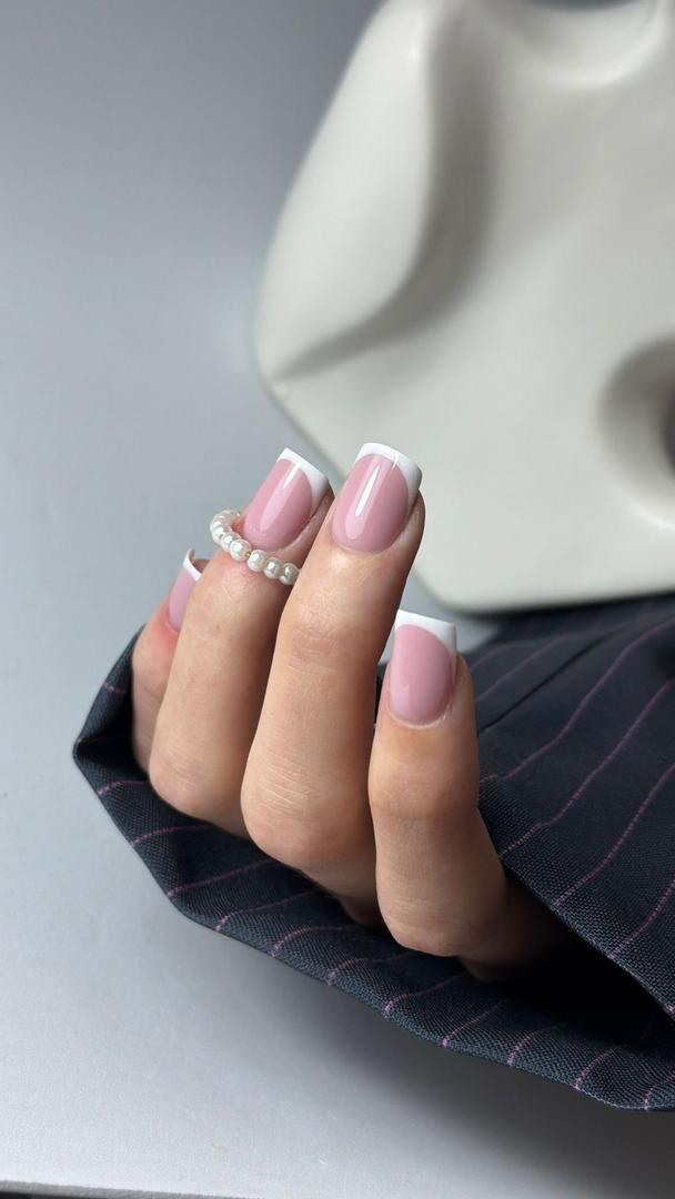 Bezpieczny manicure krok po kroku. Jak dbamy o Twoje dłonie w Hello Pretty? Bezpieczny manicure krok po kroku. Jak dbamy o Twoje dłonie w Hello Pretty?